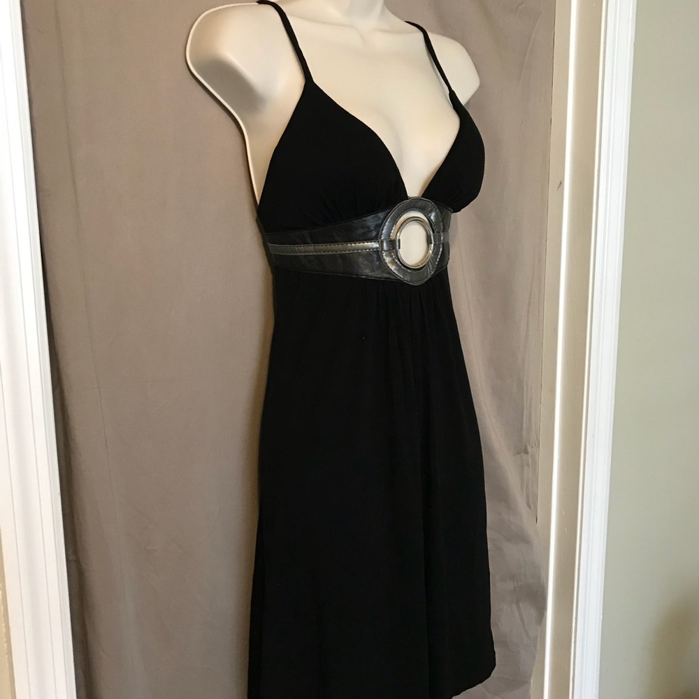 EUC 🖤 FOREVER 21 | Black Dress - Picture 3 of 5